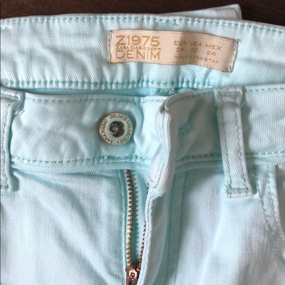 Jeans - Picture 2 of 2